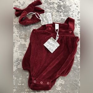 Kate Quinn NWT 6-12 and matching bow